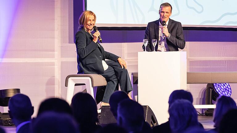 Main-Post-Chefredakteur Ivo Knahn sprach im Medientalk mit der fränkischen Unternehmerin Dagmar Wöhrl. Main-Post-Chefredakteur Ivo Knahn sprach im Medientalk mit der fränkischen Unternehmerin Dagmar Wöhrl.
