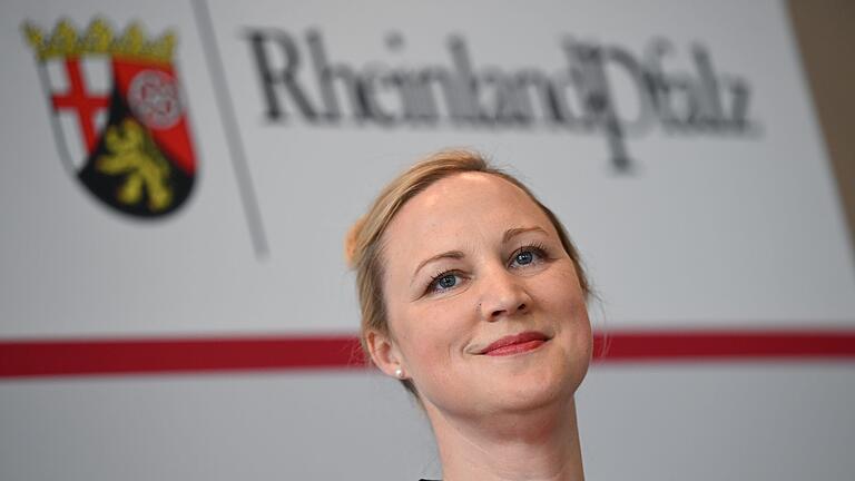 Neue Sozialministerin in Rheinland-Pfalz - Die neue rheinland-pfälzische Sozialministerin Dörte Schall (SPD). Neue Sozialministerin in Rheinland-Pfalz - Die neue rheinland-pfälzische Sozialministerin Dörte Schall (SPD).