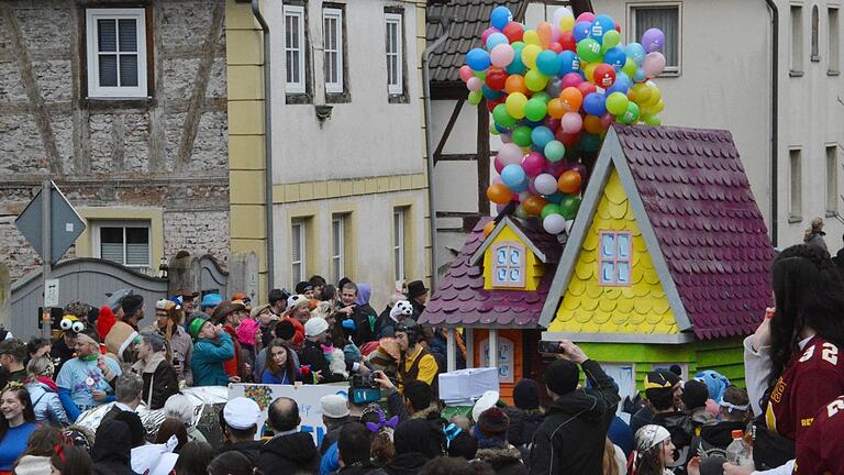 Ausgelassene Stimmung herrschte beim Faschingsumzug in Trappstadt.