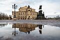 Theaterplatz Dresden       -  Die Semperoper bringt 100 Jahre nach der Uraufführung der Strauss-Oper &bdquo;Intermezzo&rdquo; eine Neuinszenierung des turbulenten Stückes heraus. (Archivbild)