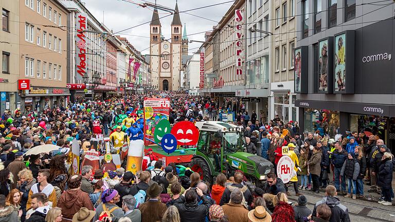 Der Würzburger Faschingszug gilt als der größte Nordbayerns. Musikboxen sind seit einigen Jahren verboten.&nbsp;