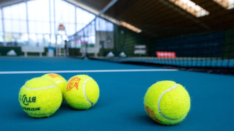 Darf bald wieder aufgeschlagen werden? Das möchte der TC Rot-Weiß Gerbrunn erreichen. Momentan sind die Tennis-Anlagen verwaist.