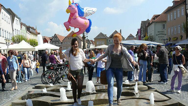 Am Sonntag ist wieder verkaufsoffen in Bad Neustadt. Am Sonntag ist wieder verkaufsoffen in Bad Neustadt.
