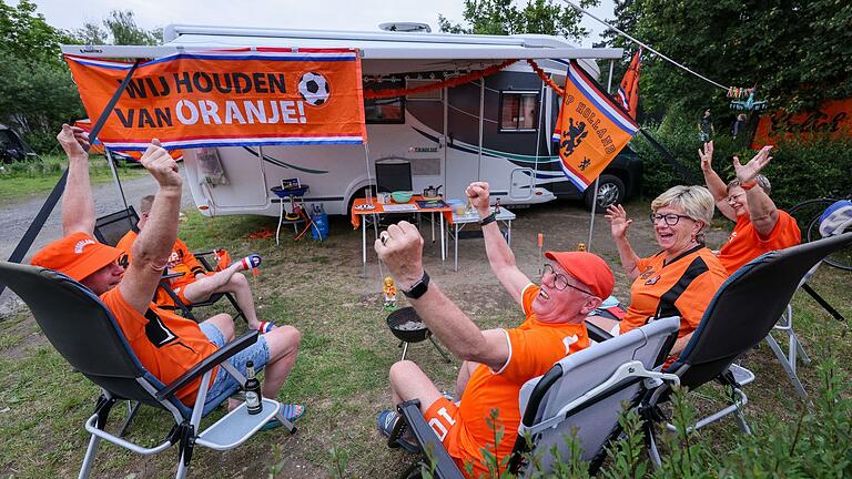 Oranje-Fans       -  Der Campingplatz am Kulkwitzer See ist fest in niederländischer Hand.