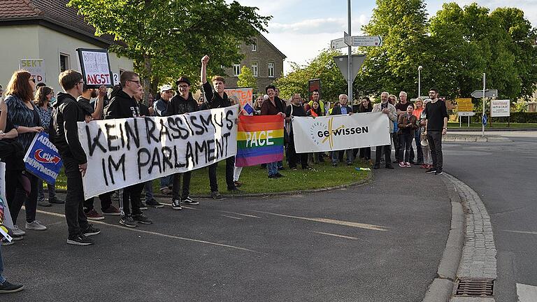 Gegen die bislang letzte AfD-Veranstaltung in Prichsenstadt (Lkr. Kitzingen) im Mai 2017 regte sich Protest.