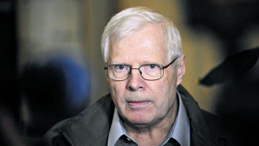 Bewährungsstrafe: André Bamberski, der Vater von Kalinka Bamberski, aufgenommen am 20. Dezember 2012 in Créteil, Frankreich. Bewährungsstrafe: André Bamberski, der Vater von Kalinka Bamberski, aufgenommen am 20. Dezember 2012 in Créteil, Frankreich.