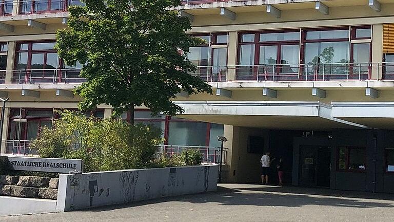 Die Staatliche Realschule in Bad Kissingen. Die Staatliche Realschule in Bad Kissingen.