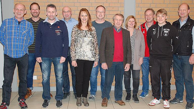 Vorstandsteam des TSV Gerchsheim ehrt langjährige Mitglieder:Von links: Ortsvorsteher Heinz Seubert, Mario Reichel, Harald Erlenbach, Hans Dittmann, Marion Stoy, Arnold Seubert, Fritz Weber, Susi Schenk, Klaus Michel, Christian Küffner und Konrad Wiesner. Vorstandsteam des TSV Gerchsheim ehrt langjährige Mitglieder:Von links: Ortsvorsteher Heinz Seubert, Mario Reichel, Harald Erlenbach, Hans Dittmann, Marion Stoy, Arnold Seubert, Fritz Weber, Susi Schenk, Klaus Michel, Christian Küffner und Konrad Wiesner.
