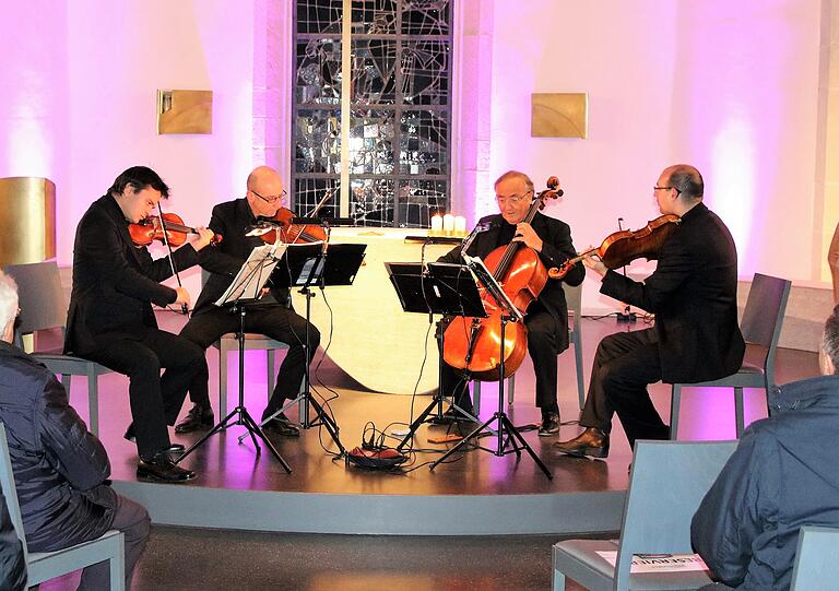 Beim letzten Vinotonale-Konzert vor der Corona-Pause begeisterte das legendäre Bamberger Streichquartett im November 2019 gut 150 Zuhörer in der Kirche der Vogelsburg.