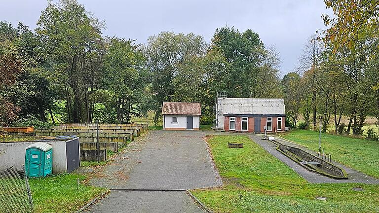 Die Kläranlage Maroldsweisach am Gabelsmühler Weg ist in die Jahre gekommen. Nun wird überlegt, welche Alternative künftig hierfür gefunden werden kann