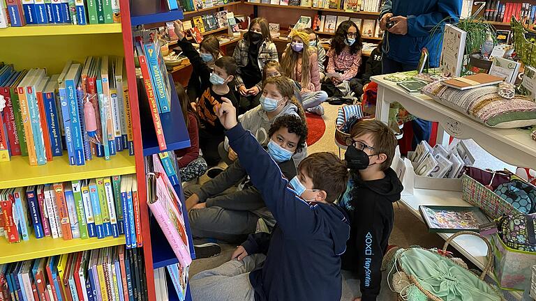 Begeistert waren die Schülerinnen und Schüler bei der Sache.