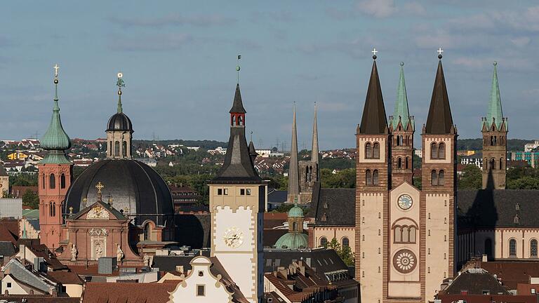 &nbsp;Die Bilanzen für die Diözese Würzburg und für den Bischöflichen Stuhl fallen in den Jahresabschlüssen für 2023 positiv aus.