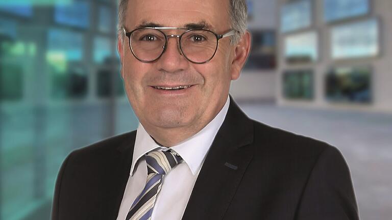 CSU-Fraktionsvorsitzender Stefan Funk ist sehr zufrieden mit der schwarz-grünen Vereinbarung. CSU-Fraktionsvorsitzender Stefan Funk ist sehr zufrieden mit der schwarz-grünen Vereinbarung.