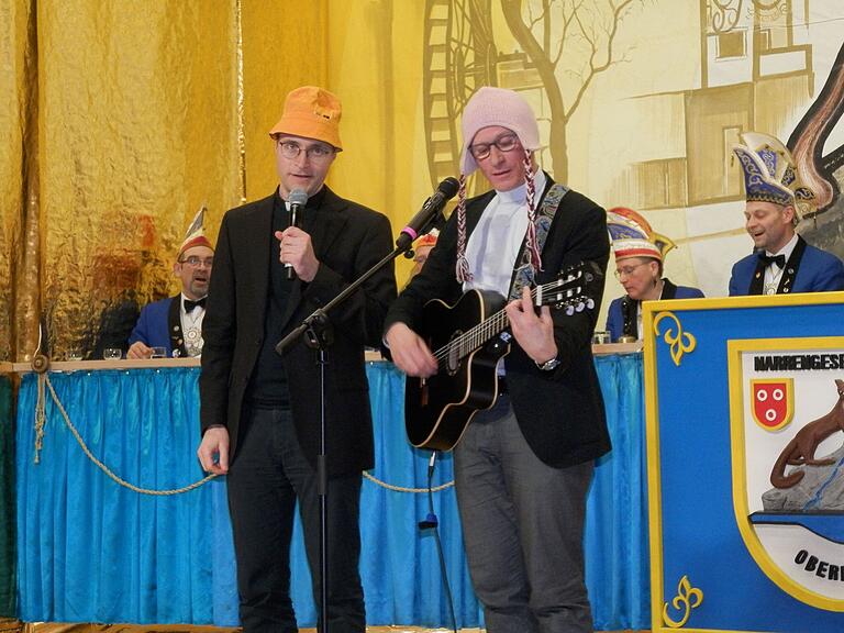 Sie predigten nicht, sie sangen, die beiden Pfarrer Ralph Walterspacher und Stefan Märkl Sie predigten nicht, sie sangen, die beiden Pfarrer Ralph Walterspacher und Stefan Märkl