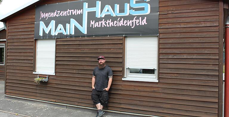 Oliver Guggenberger leitet das Jugendzentrum 'Main-Haus' in Marktheidenfeld.&nbsp;