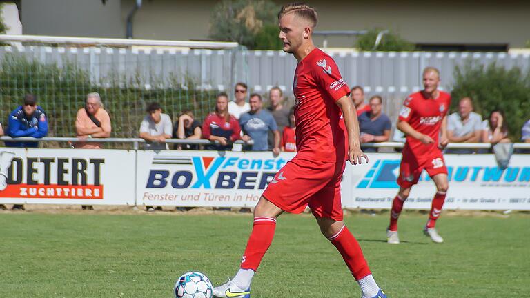 Jannik Fippl (im Bild) spielte in der vergangenen Saison für den FC Pipinsried und kehrt am Samstag mit dem TSV Aubstadt zurück an seine alte Wirkungsstätte. Jannik Fippl (im Bild) spielte in der vergangenen Saison für den FC Pipinsried und kehrt am Samstag mit dem TSV Aubstadt zurück an seine alte Wirkungsstätte.