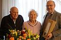 Rudolf und Annemarie Rettinger feierten Eiserne Hochzeit, dazu gratulierte stellvertretender Bürgermeister Werner Herrbach aus Gemünden.