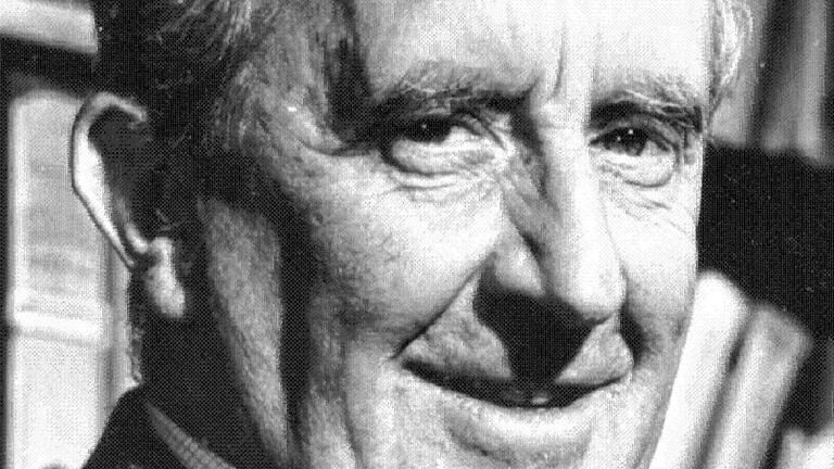 Schriftsteller J.R.R. Tolkien wird 125 - J.R.R. Tolkien auf einer undatierten Aufnahme. Schriftsteller J.R.R. Tolkien wird 125 - J.R.R. Tolkien auf einer undatierten Aufnahme.