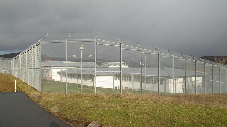 Erste gelungene Flucht aus der Forensik in Lohr - Die Rupert-Mayer-Klinik für Forensische Psychiatrie (Forensik) des Bezirks Unterfranken am 13. Januar 2012. Erste gelungene Flucht aus der Forensik in Lohr - Die Rupert-Mayer-Klinik für Forensische Psychiatrie (Forensik) des Bezirks Unterfranken am 13. Januar 2012.