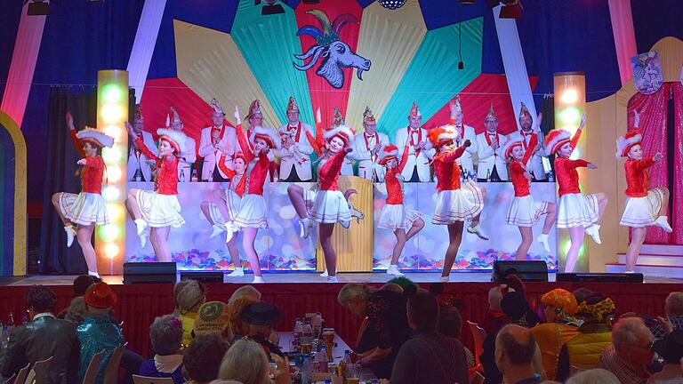 Bunter Familiennachmittag in Zell a. Main.