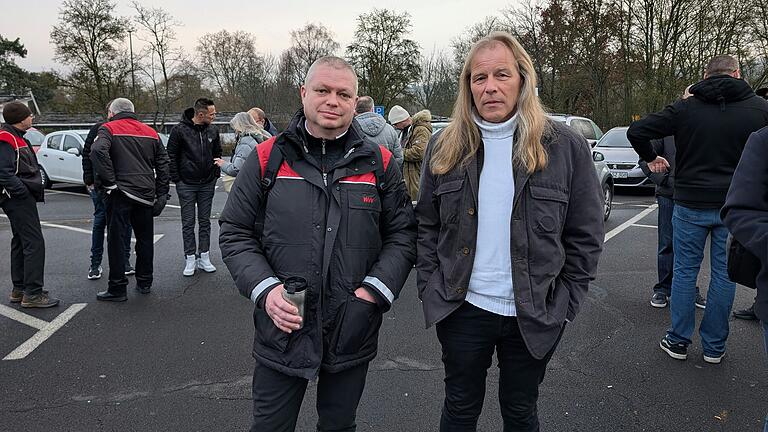 Michael Kemmer (rechts) und sein Kollege sind Straßenbahn- und Busfahrer bei der WVV in Würzburg. Sie wünschen sich vor allem sozialverträglichere Arbeitsbedingungen. Michael Kemmer (rechts) und sein Kollege sind Straßenbahn- und Busfahrer bei der WVV in Würzburg. Sie wünschen sich vor allem sozialverträglichere Arbeitsbedingungen.