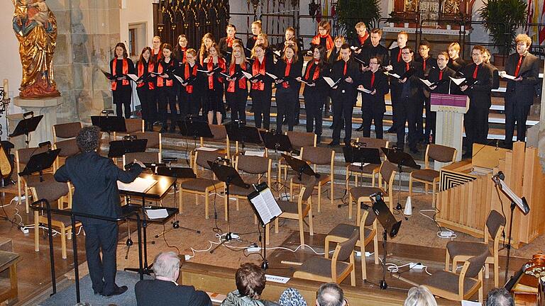 Zu einem Informationstag lädt die Berufsfachschule für Musik Bad Königshofen am 16. Februar ein. Zu einem Informationstag lädt die Berufsfachschule für Musik Bad Königshofen am 16. Februar ein.