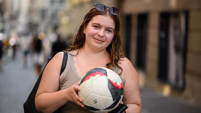 Miriam Ingendahl, 21 Jahre. Miriam Ingendahl, 21 Jahre.