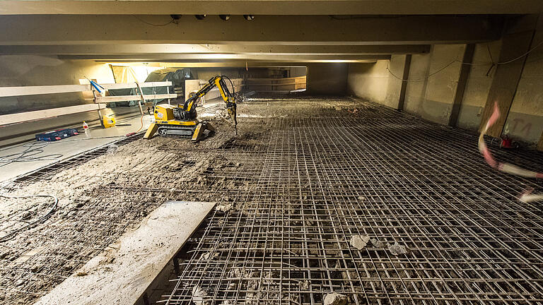 Die Tiefgarage Graben wird saniert, die Stahlbetonkonstruktion erneuert.&nbsp;