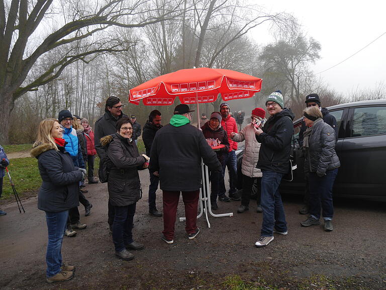 Verdiente Rast an der Verpflegungsstation.