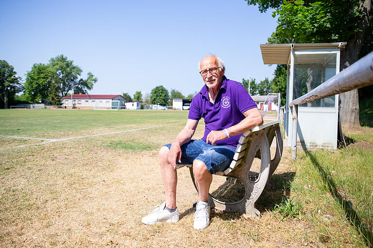 Das Sportgelände des TSV Grombühl ist für den 74-jährigen Josef Baumann zweite Heimat.&nbsp;