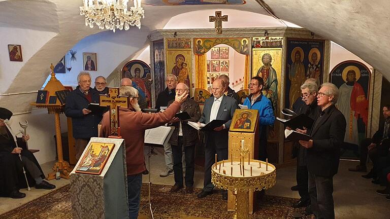 Der Johanneschor trägt liturgische Gesänge vor.Foto: Kilian Düring       -  Der Johanneschor trägt liturgische Gesänge vor.Foto: Kilian Düring