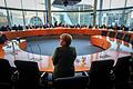 Afghanistan-Untersuchungsausschuss       -  Dass sich Deutschland mit der Bundeswehr nach den Terroranschlägen in den USA vom 11. September 2001 an dem Militäreinsatz in Afghanistan beteiligt hat, findet Altkanzlerin Angela Merkel (CDU) auch im Rückblick richtig.