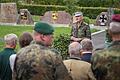 Stolz eröffnete Brigadegeneral Michael Matz, General der Infanterie und Kommandeur Infanterieschule, den „Garten der Steine“. Auch einige Angehörige der ehemaligen Verbände und Einheiten des Lagerbergs sowie zahlreiche Lokalpolitiker waren hierzu ...       -  Stolz eröffnete Brigadegeneral Michael Matz, General der Infanterie und Kommandeur Infanterieschule, den „Garten der Steine“. Auch einige Angehörige der ehemaligen Verbände und Einheiten des Lagerbergs sowie zahlreiche Lokalpolitiker waren hierzu angereist.