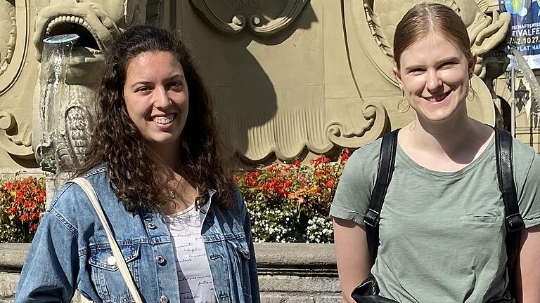 Selina Schmitt (links) und Marina Müller. Selina Schmitt (links) und Marina Müller.