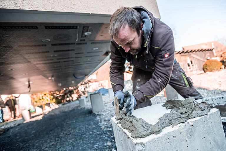 6 Schritte zum Tiny House: Wie das Mini-Traumhaus an seinen Platz kommt 6 Schritte zum Tiny House: Wie das Mini-Traumhaus an seinen Platz kommt