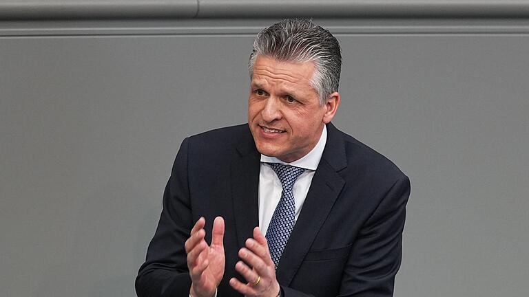 Thorsten Frei       -  Frei betont, dass es nicht um eine politische Einordnung der AfD als Partei gehe (Archivbild).