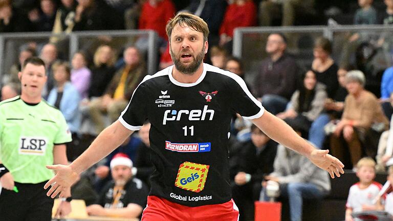 Musste dieses Mal von der Tribüne zusehen: HSC-Coach Michal Panfil Musste dieses Mal von der Tribüne zusehen: HSC-Coach Michal Panfil