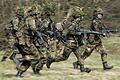 Grundausbildung bei der Bundeswehr.jpeg       -  2011 war die Wehrpflicht in Deutschland nach 55 Jahren ausgesetzt worden.