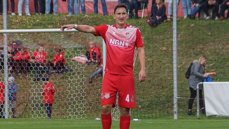 Christian Köttler (im Bild) ist trotz seiner ruhigen Art ein absoluter Führungsspieler beim TSV Aubstadt.