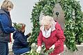 Schmückerinnen am Bäggersbrunnen.