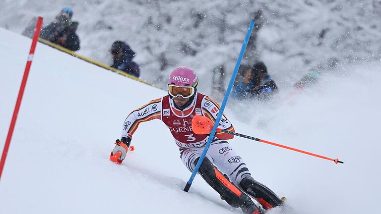Ski alpin Weltcup in Val d'Isere - Für Linus Straßer hat es in Val d'Isere nicht gereicht. Ski alpin Weltcup in Val d'Isere - Für Linus Straßer hat es in Val d'Isere nicht gereicht.
