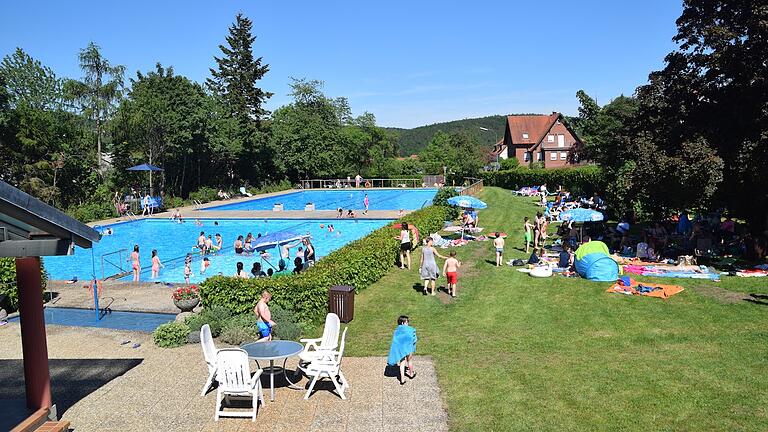 Das Freibad in Fladungen.