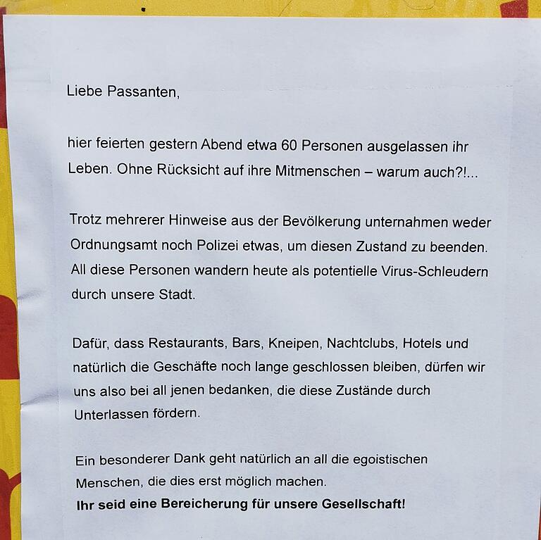Die unbekannten Ersteller der Zettel 'bedanken' sich ironischerweise bei den 'egoistischen Menschen'. Die unbekannten Ersteller der Zettel 'bedanken' sich ironischerweise bei den 'egoistischen Menschen'. 