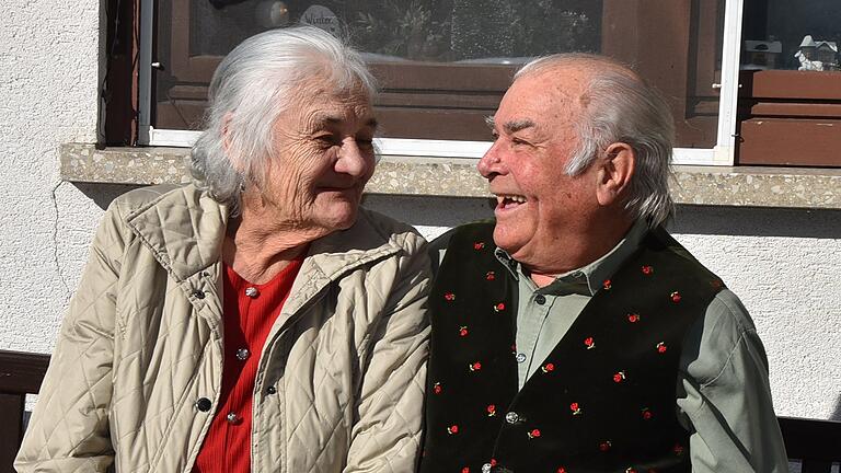 Mit großer Freude feierten in Oberschwappach die Eheleute Luise und Ludwig Klug das Fest der Diamantenen Hochzeit.