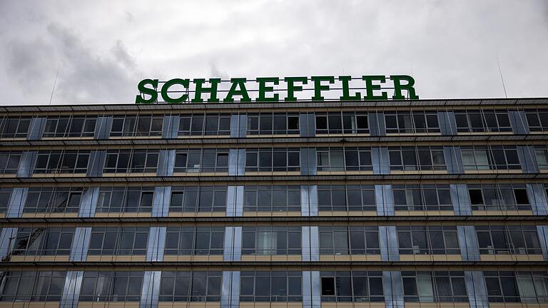 Schaeffler Firmensitz Herzogenaurach       -  Der Schaeffler-Firmensitzin Herzogenaurach - das Unternehmen hat mit der Krise der Autoindustrie zu kämpfen (Archivfoto).