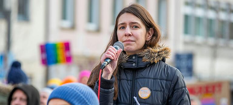 Agnes Conrad aus Schweinfurt bewirbt sich für die Linke um das Bundestagsmandat im Wahlkreis. Agnes Conrad aus Schweinfurt bewirbt sich für die Linke um das Bundestagsmandat im Wahlkreis.