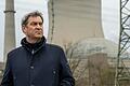 Der bayerische Ministerpräsident Markus Söder (CSU) im April 2023 am Kernkraftwerk Isar 2 in Niederbayern, kurz bevor es abgeschaltet wurde.
