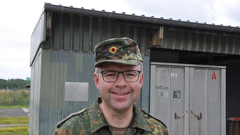 Pfarrer Klaus Weber stammt aus Bischofsheim und ist derzeit Militärpfarrer in Füssen. - Pfarrer Klaus Weber stammt aus Bischofsheim und ist derzeit Militärpfarrer in Füssen. Pfarrer Klaus Weber stammt aus Bischofsheim und ist derzeit Militärpfarrer in Füssen. - Pfarrer Klaus Weber stammt aus Bischofsheim und ist derzeit Militärpfarrer in Füssen.
