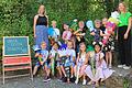 Das ist die Klasse 1b der Franz-Ludwig-von-Erthal-Schule in Haßfurt. Sie besteht aus zehn Kindern, vier Mädchen und sechs Buben. Ihnen zur Seite stehen die Lehrerinnen Olivia Utendrup und Lea Schweiger.