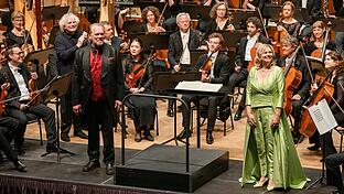 Jubel nach einem furiosen Finale der 'Walküre' für das Symphonieorchester des Bayerischen Rundfunks, mit Simon Rattle, Michael Volle und Anja Kampe.